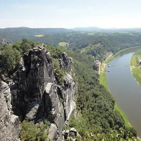 Modern Studio08 With Big Balcony In The Neustadt *